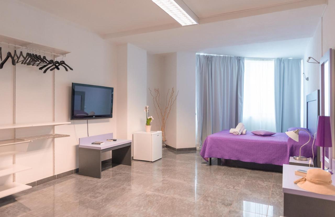 Delta Rooms ออลเบีย ภายนอก รูปภาพ