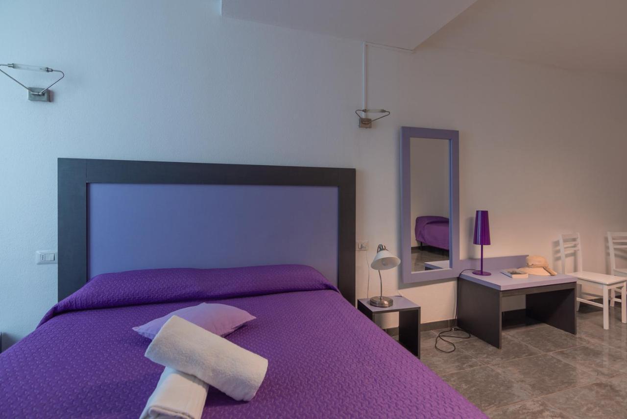 Delta Rooms ออลเบีย ภายนอก รูปภาพ