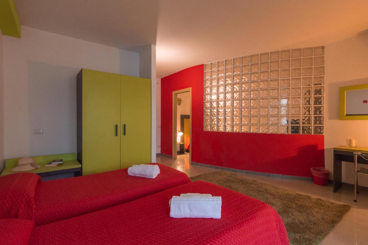 Delta Rooms ออลเบีย ภายนอก รูปภาพ