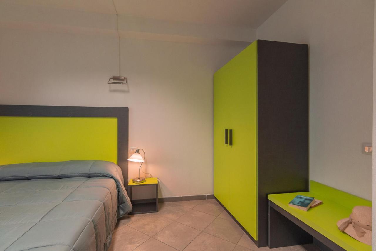 Delta Rooms ออลเบีย ภายนอก รูปภาพ