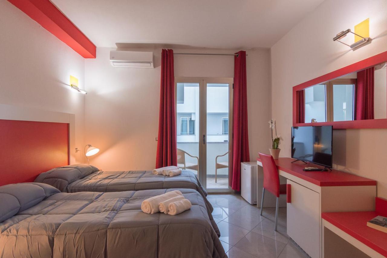 Delta Rooms ออลเบีย ภายนอก รูปภาพ