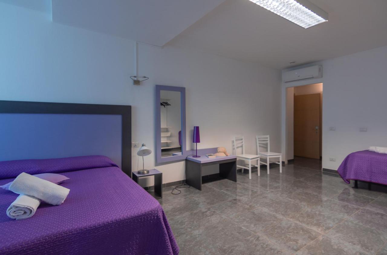 Delta Rooms ออลเบีย ภายนอก รูปภาพ